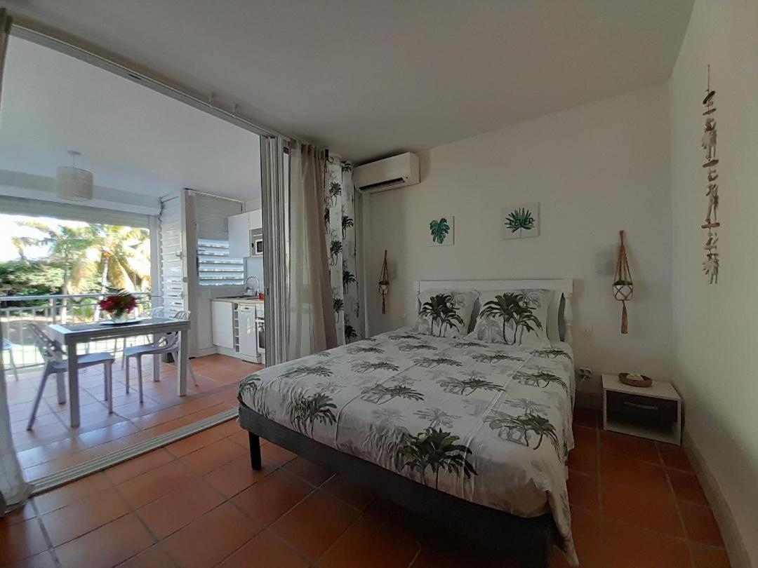COEUR TIARE studio lounge piscine plage cocotiers Saint-Francois  Esterno foto
